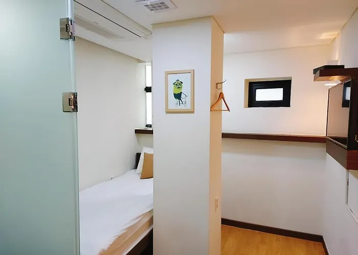 57 Myeongdong Hostel Seoul